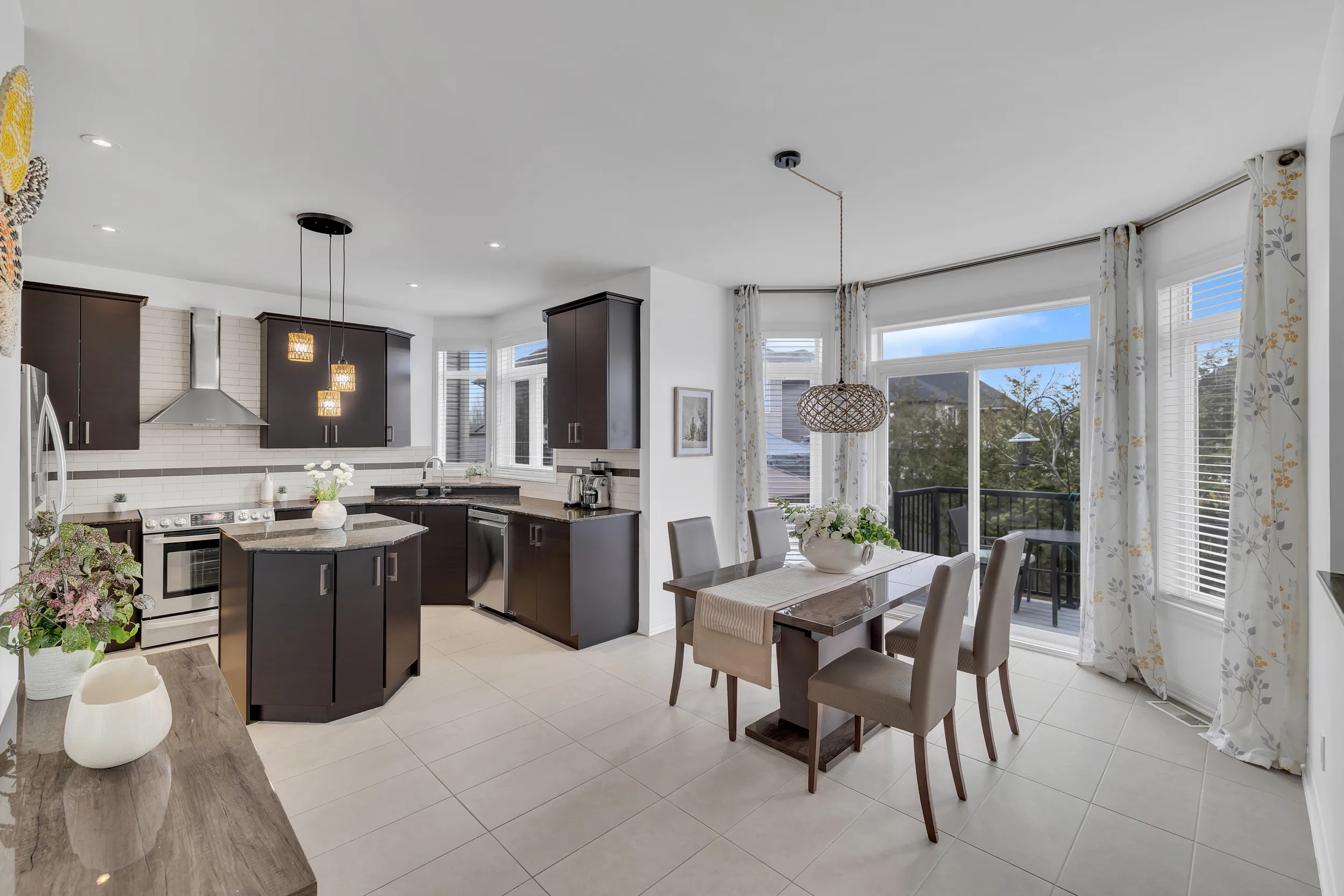 418 dovehaven-16