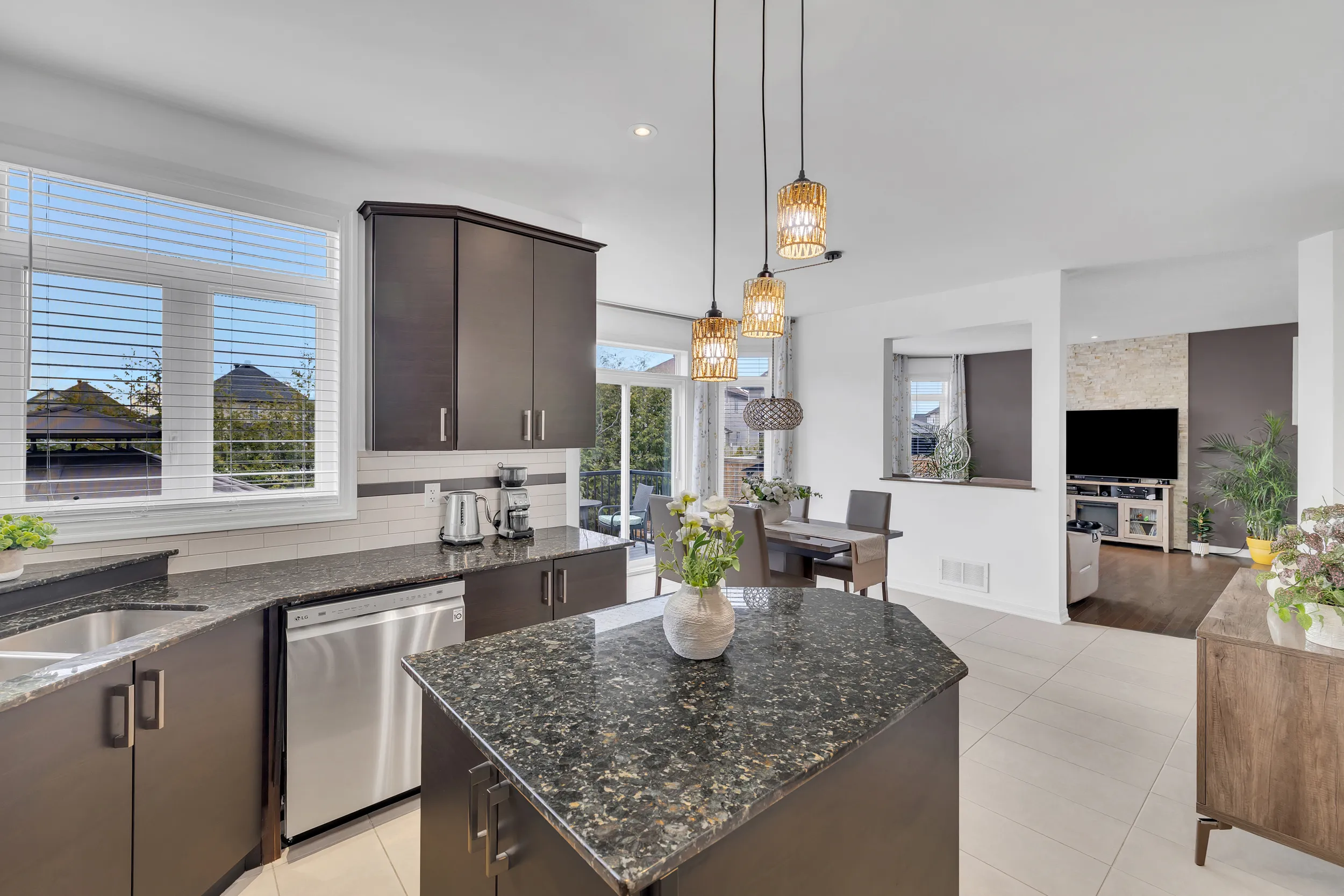 418 dovehaven-22