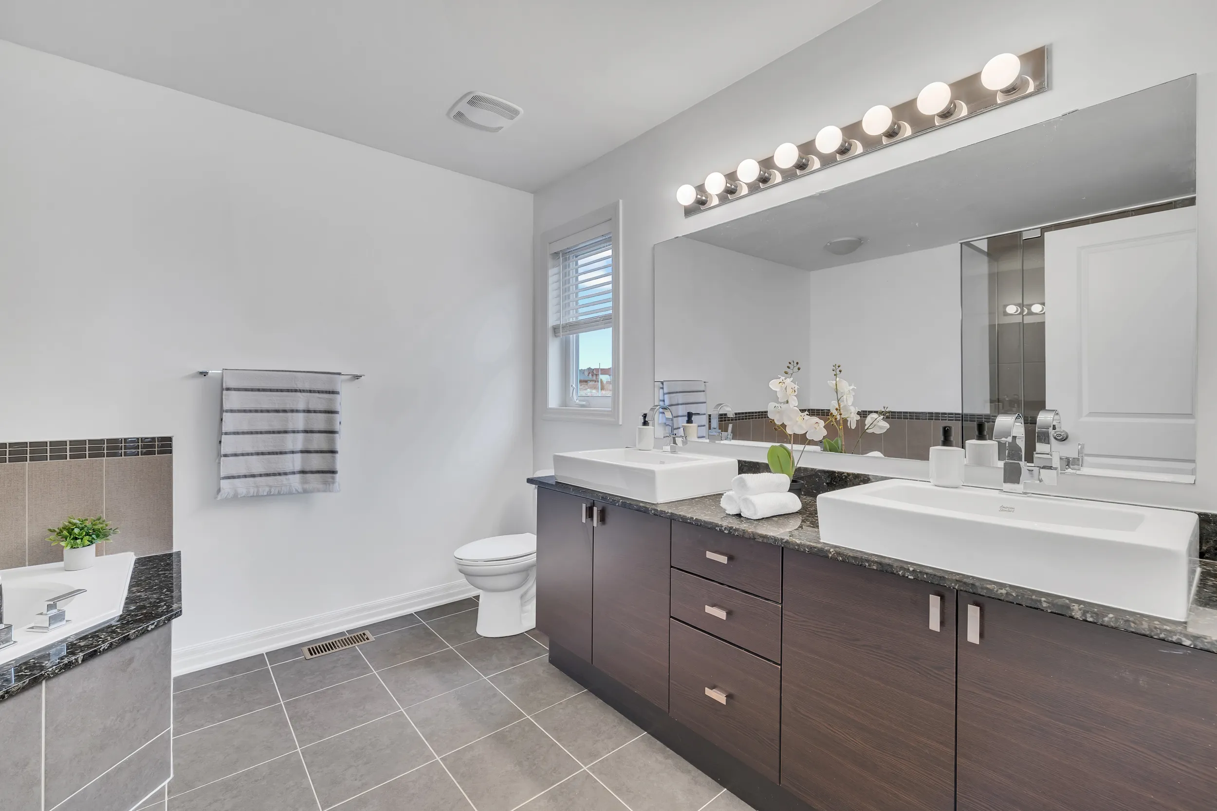 418 dovehaven-37