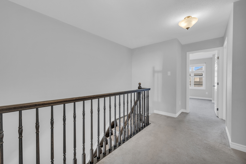 600 Parade-MLS-16