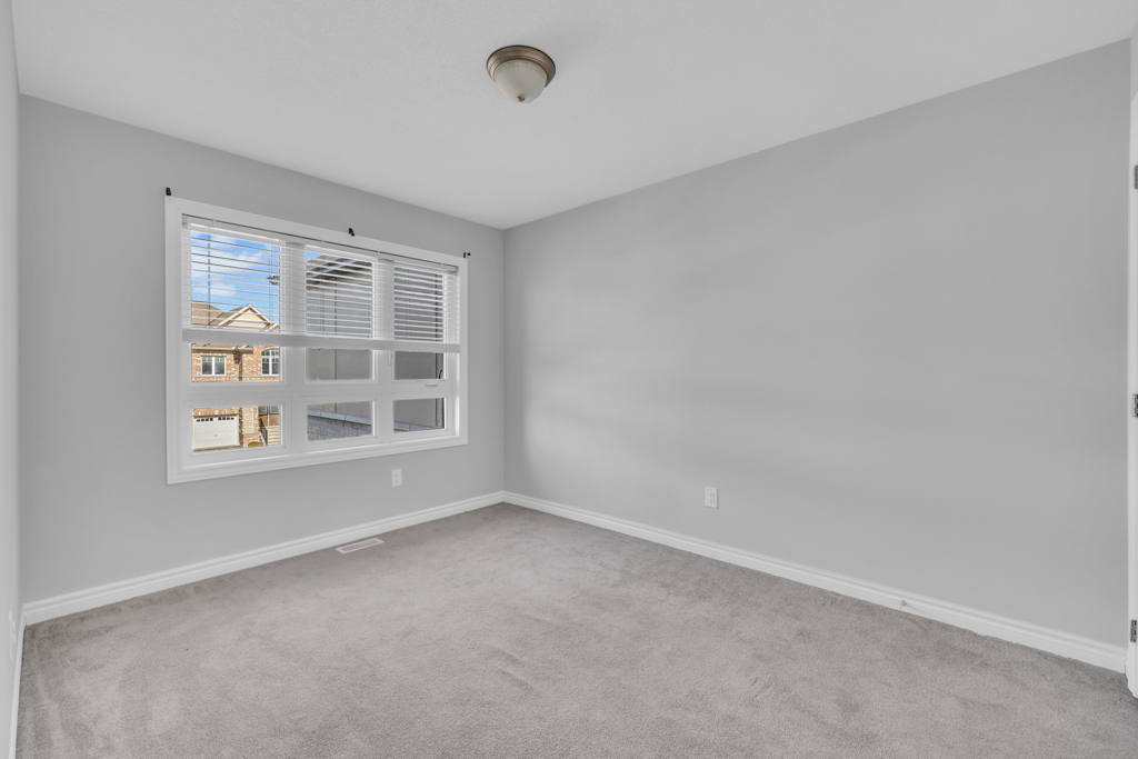 600 Parade-MLS-23