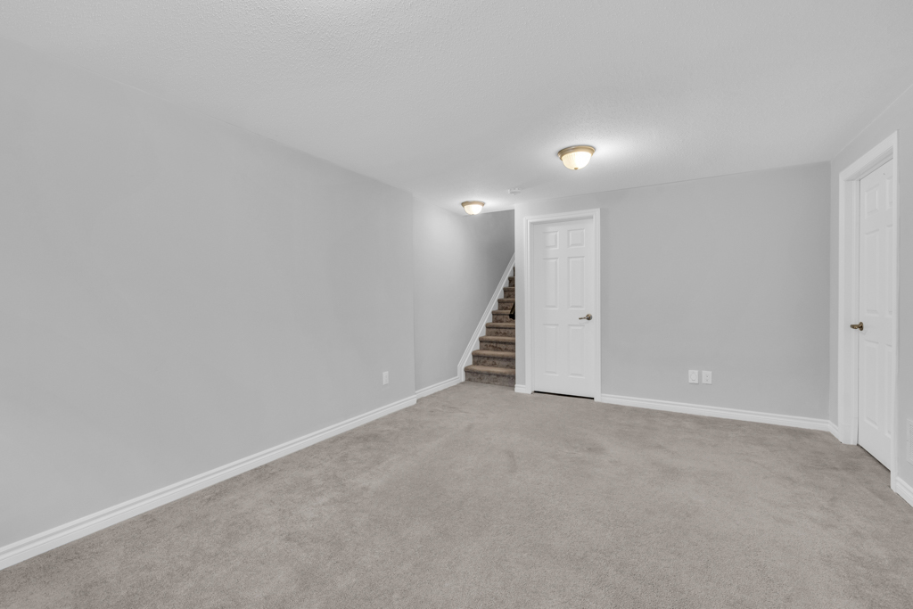 600 Parade-MLS-27
