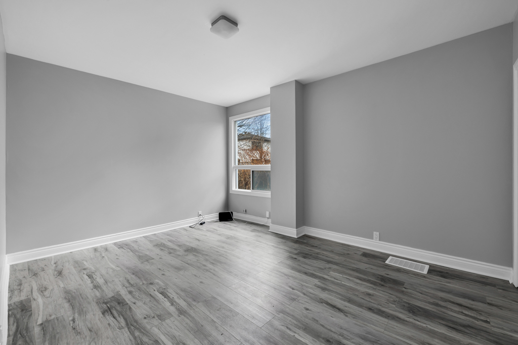 833 Maplewood-MLS-14